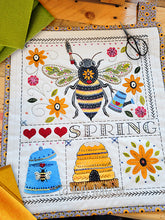 Stitchable Spring Bee Embroidery and Applique Sampler